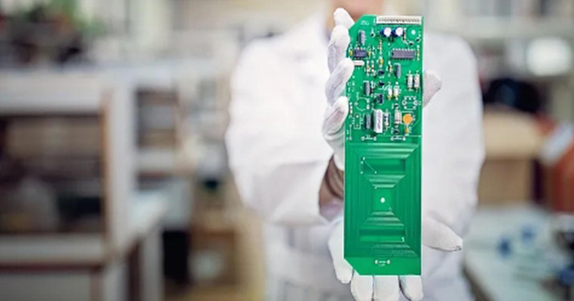 Balancing Long-Term and Short-Term Delivery When Choosing an Electronic Component Supplier